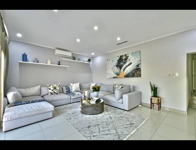4 BEDROOM HOUSE FOR SALE IN GLENVISTA